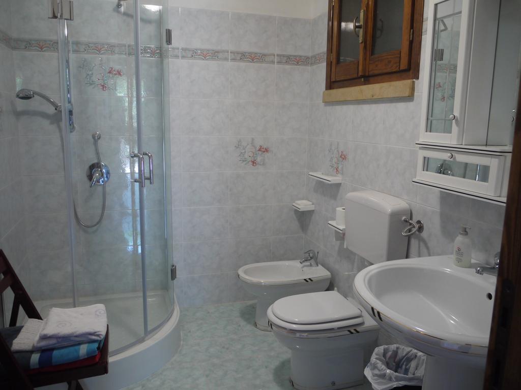 Su Trabi B&B Fluminimaggiore Pokój zdjęcie