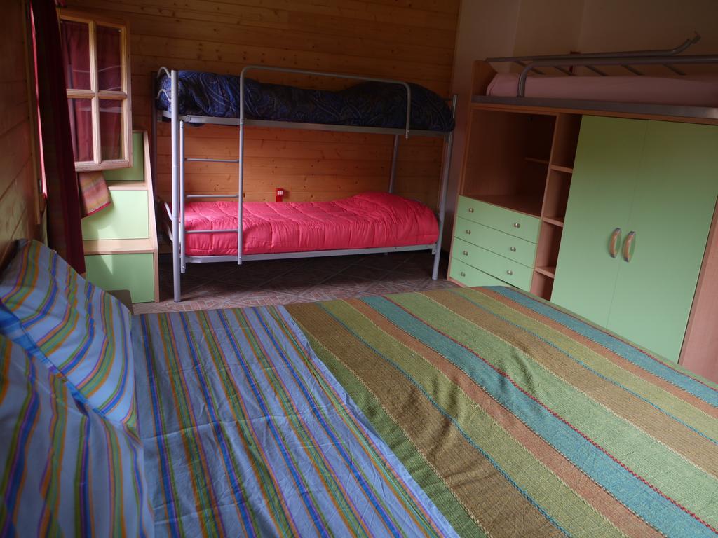Su Trabi B&B Fluminimaggiore Pokój zdjęcie